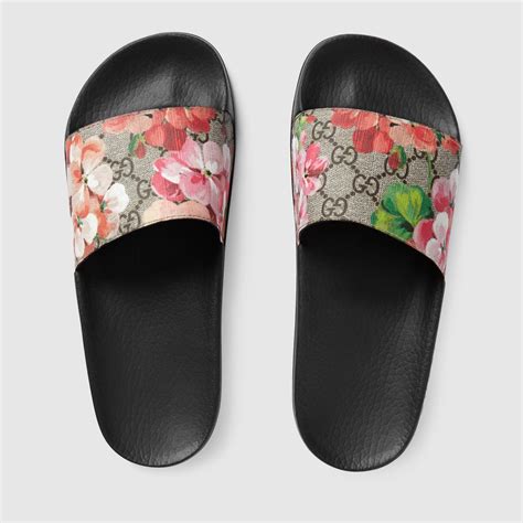 are gucci bloom slides true to size|gucci bloom slides price.